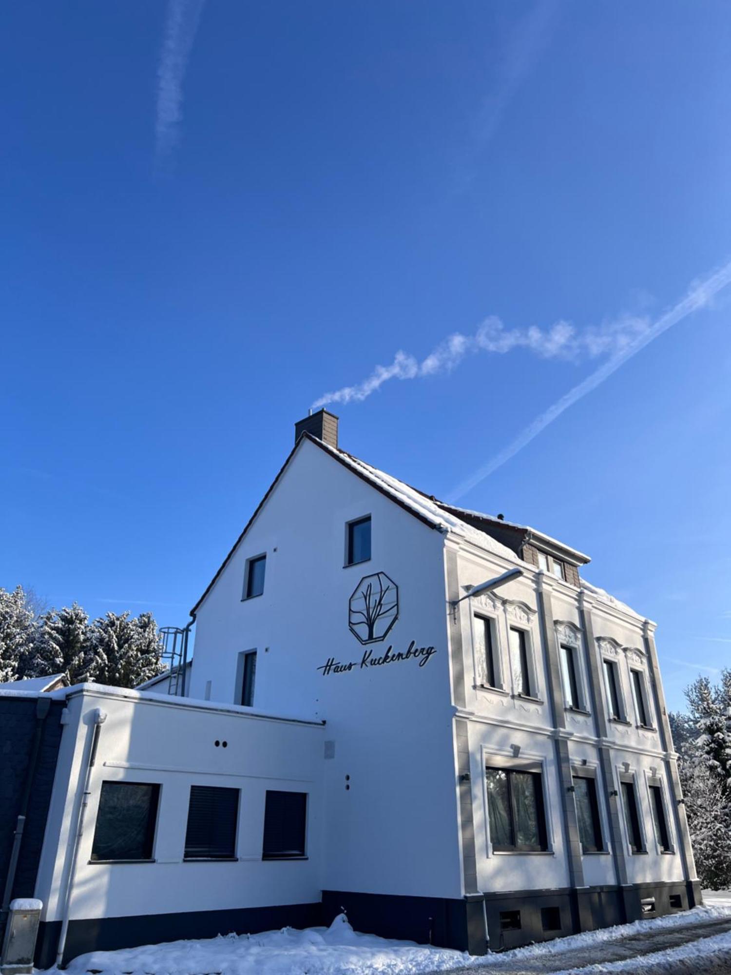 Haus Kuckenberg Otel Burscheid Dış mekan fotoğraf