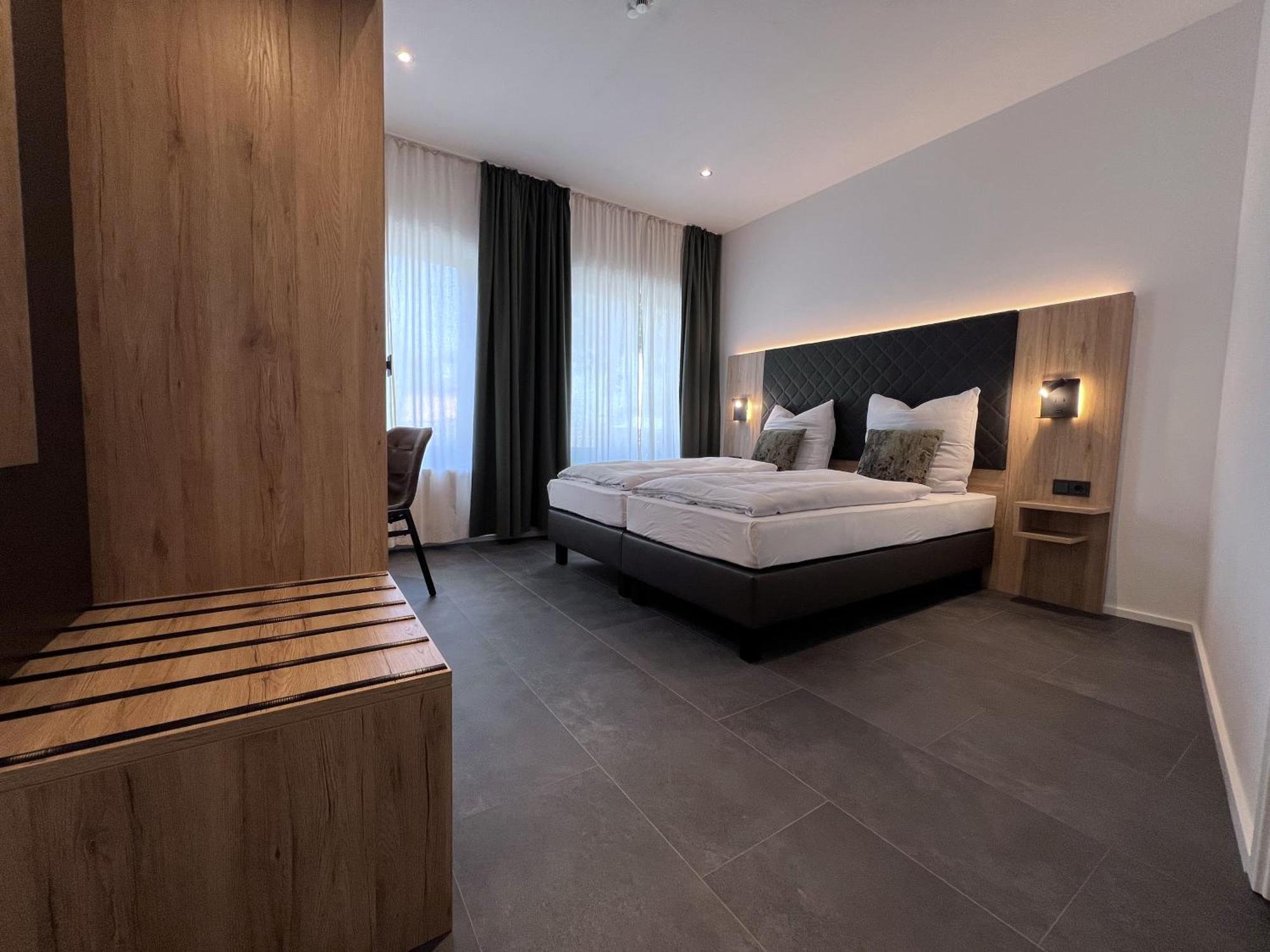Haus Kuckenberg Otel Burscheid Dış mekan fotoğraf
